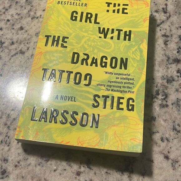 The Help A Novel Kathryn Stockett Large Print Edition New York Times Bestseller - Picture 7 of 7